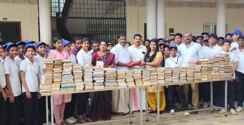 വായനാചരണത്തിന്റെ ഭാഗമായി വേറിട്ട ആശയം ഉൾക്കൊണ്ട്‌ മാരായമുട്ടം സ്കൂൾ വിദ്യാർത്ഥികളും