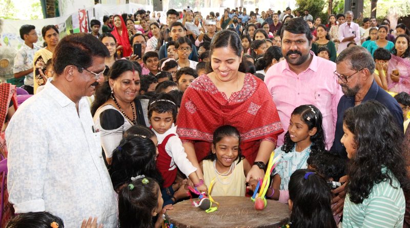 ഗാസയ്ക്കോപ്പം ഐക്യദാർഢ്യം പ്രഖ്യാപിച്ച്സംസ്ഥാന ശിശുക്ഷേമ സമിതി വർണ്ണോത്സവത്തിനു തുടക്കം