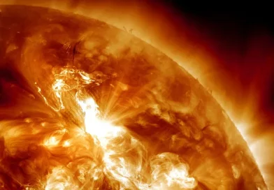 അഞ്ച് വർഷത്തെ ഏറ്റവും വലിയ സൗരക്കൊടുങ്കാറ്റ് ഭൂമിയിൽ അഞ്ച് വർഷത്തെ ഏറ്റവും വലിയ സൗരക്കൊടുങ്കാറ്റ് ഭൂമിയിൽ