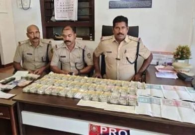 ഓപ്പറേഷന് ഷൈലോക്ക്: നെടുങ്കണ്ടത്ത് നിന്ന് പിടിച്ചെടുത്തത് 25 ലക്ഷം രൂപ ഓപ്പറേഷന് ഷൈലോക്ക്: നെടുങ്കണ്ടത്ത് നിന്ന് പിടിച്ചെടുത്തത് 25 ലക്ഷം രൂപ