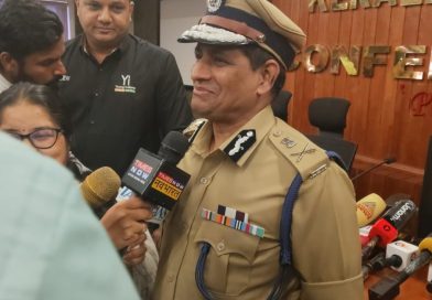 സംസ്ഥാനത്തു മയക്കുമരുന്ന് വ്യാപനത്തിനെതിരെ പോലീസ് വിവിധങ്ങളായ പദ്ധതികൾ ആവിഷ്കരിച്ചു നടപ്പിലാക്കി വരികയാണ്. ഈ വർഷം മയക്കുമരുന്ന് വ്യാപനത്തിനെതിരെയുള്ള ഡി ഹണ്ട് സ്പെഷ്യൽ ഡ്രൈവിൻ്റെ ഭാഗമായി 30991 കേസുകളാണ് രജിസ്റ്റർ ചെയ്തിട്ടുള്ളത്. അതിൽ 349 കേസുകൾ കൊമേർഷ്യൽ ക്വാണ്ടിറ്റി പിടിച്ചെടുത്തതിനാണ് 957 കേസുകൾ ഇൻ്റർമീഡിയറ്റ് ക്വാണ്ടിറ്റി പിടിച്ചെടുത്തതിനും 7719 കേസുകൾ സ്മാൾ ക്വാണ്ടിറ്റി പിടിച്ചെടുത്തതിനുമാണ്.