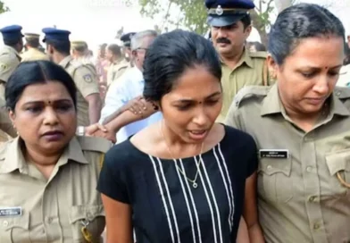 കാമുകനൊപ്പം ജീവിക്കാൻ സ്വന്തം മകനെ കടലിലെറിഞ്ഞ് കൊന്നു; ശരണ്യക്ക് ജീവപര്യന്തം കാമുകനൊപ്പം ജീവിക്കാൻ സ്വന്തം മകനെ കടലിലെറിഞ്ഞ് കൊന്നു; ശരണ്യക്ക് ജീവപര്യന്തം