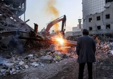 ഇറാനിൽ ഇരട്ട പ്രഹരം; പശ്ചിമേഷ്യൻ യുദ്ധത്തിനിടെ ഗെരാഷ് മേഖലയിൽ ശക്തമായ ഭൂചലനം; വ്യോമാക്രമണത്തിൽ 13 സൈനികർ കൊല്ലപ്പെട്ടു