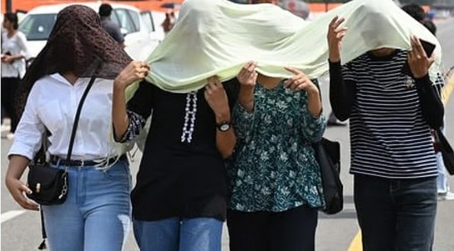 വെന്തുരുകി കേരളം; 12 ജില്ലകളില്‍ ഉയര്‍ന്ന താപനില മുന്നറിയിപ്പ്; യെല്ലോ അലര്‍ട്ട്