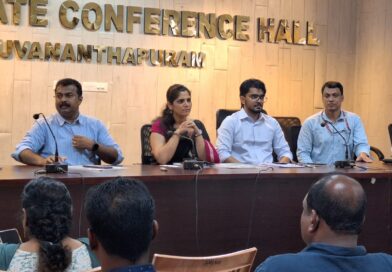 2027 സെൻസസുമായി ബന്ധപ്പെട്ട് ജില്ലാ ഓഫീസർമാർക്കും ചാർജ്ജ് ഓഫീസർമാർക്കും പരിശീലനം നൽകി. കളക്ടറേറ്റ് കോൺഫറൻസ് ഹാളിൽ നടന്ന പരിശീലന പരിപാടി ജില്ലാ കളക്ടർ അനു കുമാരി ഉദ്ഘാടനം ചെയ്തു. സെന്‍സസിന് നിയോഗിക്കപ്പെട്ട ഉദ്യോഗസ്ഥര്‍ക്ക് രണ്ട് ബാച്ചുകളിലായി ഏപ്രില്‍ 25 വരെയാണ് പരിശീലനം സംഘടിപ്പിച്ചിരിയ്ക്കുന്നത്. സെന്‍സസ് ഡയറക്ടറേറ്റില്‍ നിന്നുള്ള അസിസ്റ്റന്റ് സെന്‍സസ് ഡയറക്ടര്‍ സുരേഷ്, ഇന്‍വസ്റ്റിഗേറ്റര്‍ രഞ്ജു എന്നിവര്‍ പരിശീലന പരിപാടിക്ക് നേതൃത്വം നല്‍കി.
