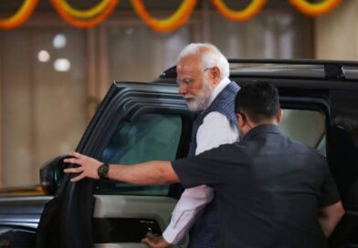 മാതൃകയായി പ്രധാനമന്ത്രി ; വാഹനവ്യൂഹം പകുതിയായി കുറച്ചു; ഇലക്ട്രിക് വാഹനങ്ങൾക്ക് മുൻഗണന