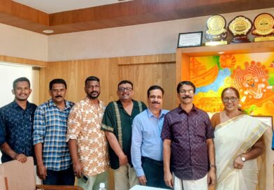 ഡോ. വേണുഗോപാലൻ നായർ,സി.സന്ദേശ്, പനച്ചമൂട് ഷാജഹാൻ, നയാസ് ഇല്യാസ്, പി ടി എം ഹാഷിർ അലി, കോർപ്പറേഷൻ സെക്രട്ടറി എൻ കെ ഹരീഷ്,മേയർ ഒ.സദാശിവൻ, ഡെപ്യൂട്ടി മേയർ ഡി. എസ്.ജയശ്രീ, ഡോ.അജിത് കള്ളിയത്ത് എന്നിവർ സമീപം