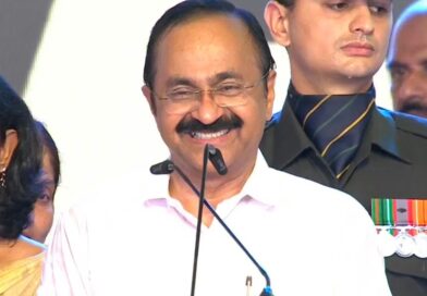പതിനായിരങ്ങളെ സാക്ഷി നിര്‍ത്തി വി.ഡി സതീശന്‍ മുഖ്യമന്ത്രിയായി സത്യപ്രതിജ്ഞ ചെയ്തു
