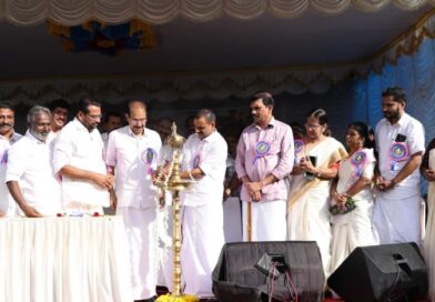 ഇടുക്കി ഡാം എല്ലാ ദിവസവും പൊതുജനങ്ങള്‍ക്കായി തുറന്നു കൊടുക്കുക എന്ന ആവശ്യത്തിനായി തുടര്‍ നടപടികള്‍ സ്വീകരിക്കുമെന്ന് വൈദ്യുതി വകുപ്പ് മന്ത്രി സണ്ണി ജോസഫ്. ഇടുക്കി ചെറുതോണിയില്‍ ജില്ലാ ഭരണകൂടവും ജില്ലാ ടൂറിസം പ്രൊമോഷന്‍ കൗണ്‍സിലും സംഘടിപ്പിക്കുന്ന ഓണോത്സവ് 2026 ഓണാഘോഷത്തിന്റെ ജില്ലാതല ഉദ്ഘാടനം നിര്‍വഹിക്കുകയായിരുന്നു മന്ത്രി.
