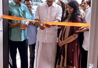 ഫോർട്ട് കൊച്ചി ഡേവിഡ് ഹാളിൽ ആർട്സ് എക്സിബിഷൻകൊച്ചി.രഹന സലീൽ ക്യുറേറ്റ് ചെയ്യുന്ന ആർട്ടിസ്റ്റ് ഗ്രൂപ്പിന്റെ ഫോർട്ട് കൊച്ചി ഡേവിഡ് ഹാളിൽ ആർട്സ് എക്സിബിഷൻകൊച്ചി.രഹന സലീൽ ക്യുറേറ്റ് ചെയ്യുന്ന ആർട്ടിസ്റ്റ് ഗ്രൂപ്പിന്റെ