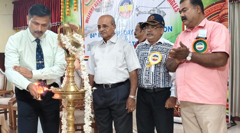 ഇ.എം.ഇ. കോർപ്സ് 84-ാം സ്ഥാപക ദിനം ആഘോഷിച്ചുഭാരതീയ കരസേനയുടെ പ്രധാന എഞ്ചിനീയറിംഗ് വിഭാഗമായ ഇലക്ട്രോണിക്സ് ഇ.എം.ഇ. കോർപ്സ് 84-ാം സ്ഥാപക ദിനം ആഘോഷിച്ചുഭാരതീയ കരസേനയുടെ പ്രധാന എഞ്ചിനീയറിംഗ് വിഭാഗമായ ഇലക്ട്രോണിക്സ്