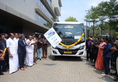 മെട്രോ, ബസ് സ്റ്റേഷനുകളുമായി ബന്ധിപ്പിക്കുന്ന ‘ആസ്റ്റർ വൺഡി’ ചാർട്ടേഡ് ഫീഡർ സർവീസ് ആരംഭിച്ച് ആസ്റ്റർ മെഡ്സിറ്റി മെട്രോ, ബസ് സ്റ്റേഷനുകളുമായി ബന്ധിപ്പിക്കുന്ന ‘ആസ്റ്റർ വൺഡി’ ചാർട്ടേഡ് ഫീഡർ സർവീസ് ആരംഭിച്ച് ആസ്റ്റർ മെഡ്സിറ്റി